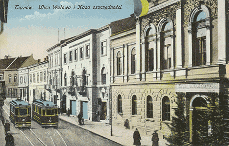 Výhybna (ulice Wałowa) u stavby Městské spořitelny.
