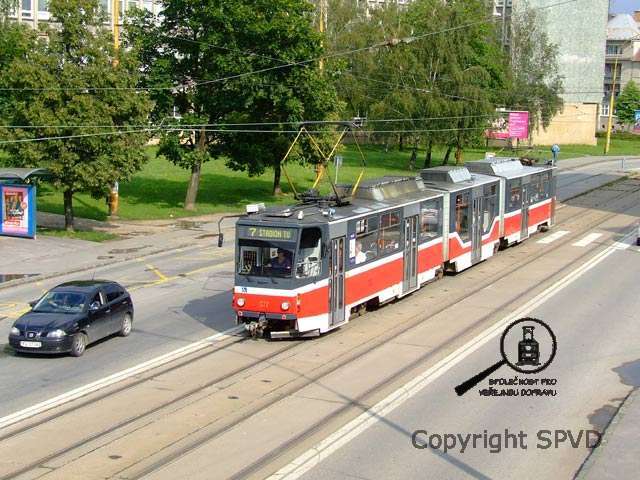 Částečně nízkopodlažní modernizované vozy KT8 představují zatím nejnovější generaci tramvají v Košicích. Částečně nízkopodlažní modernizované vozy KT8 představují zatím nejnovější generaci tramvají v Košicích.